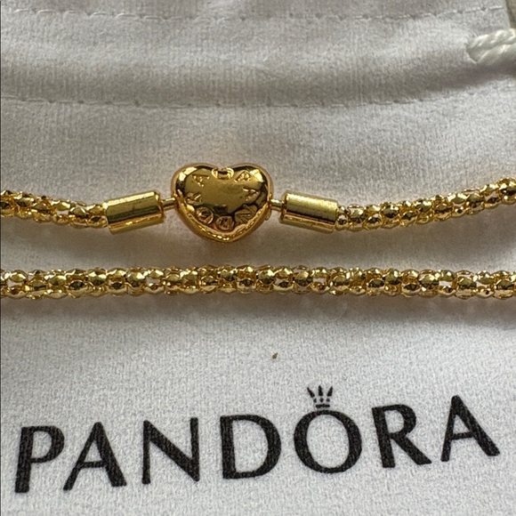 Pandora Moments Heart Clasp Chain Bracelet 8 Inches NWOT - Picture 4 of 7